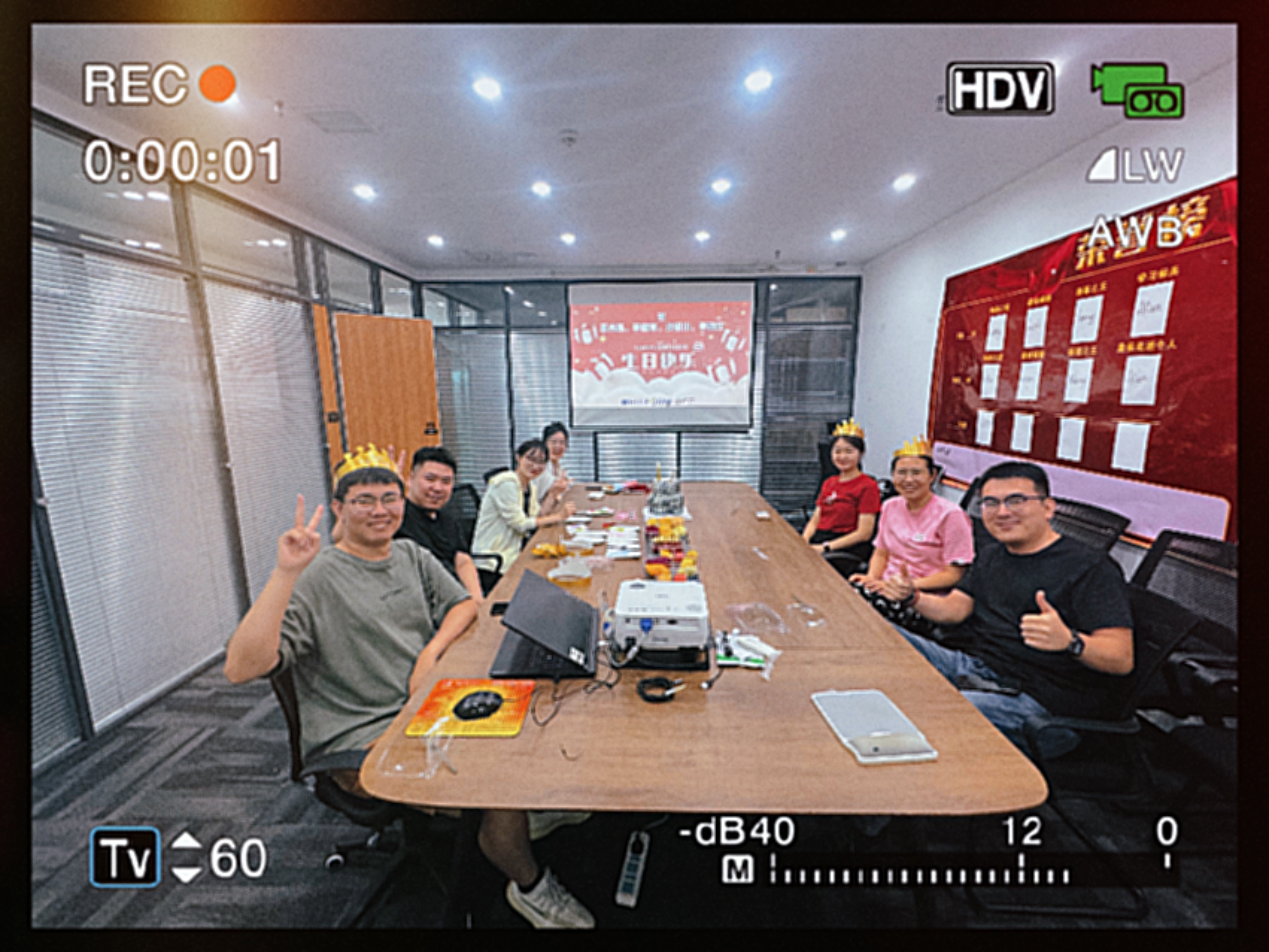 溫馨相伴，共慶生日 —— 公司為員工慶生活動圓滿舉行